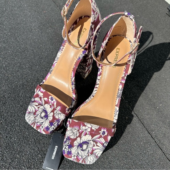 Express platform square toe floral sandal block heel size 10 - Picture 10 of 13